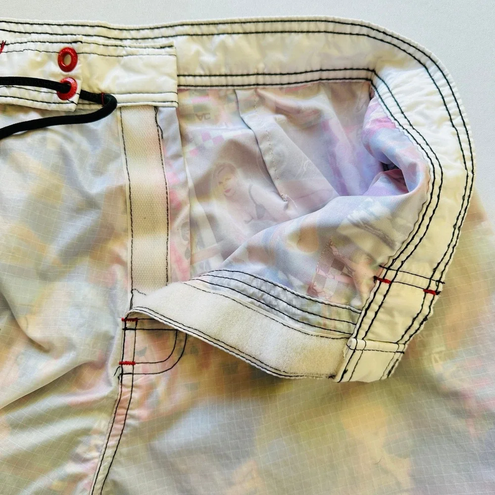 Vintage Aaron Chang Mens Board Shorts 32 Swim Trunks Ripstop Photo Print USA Y2K